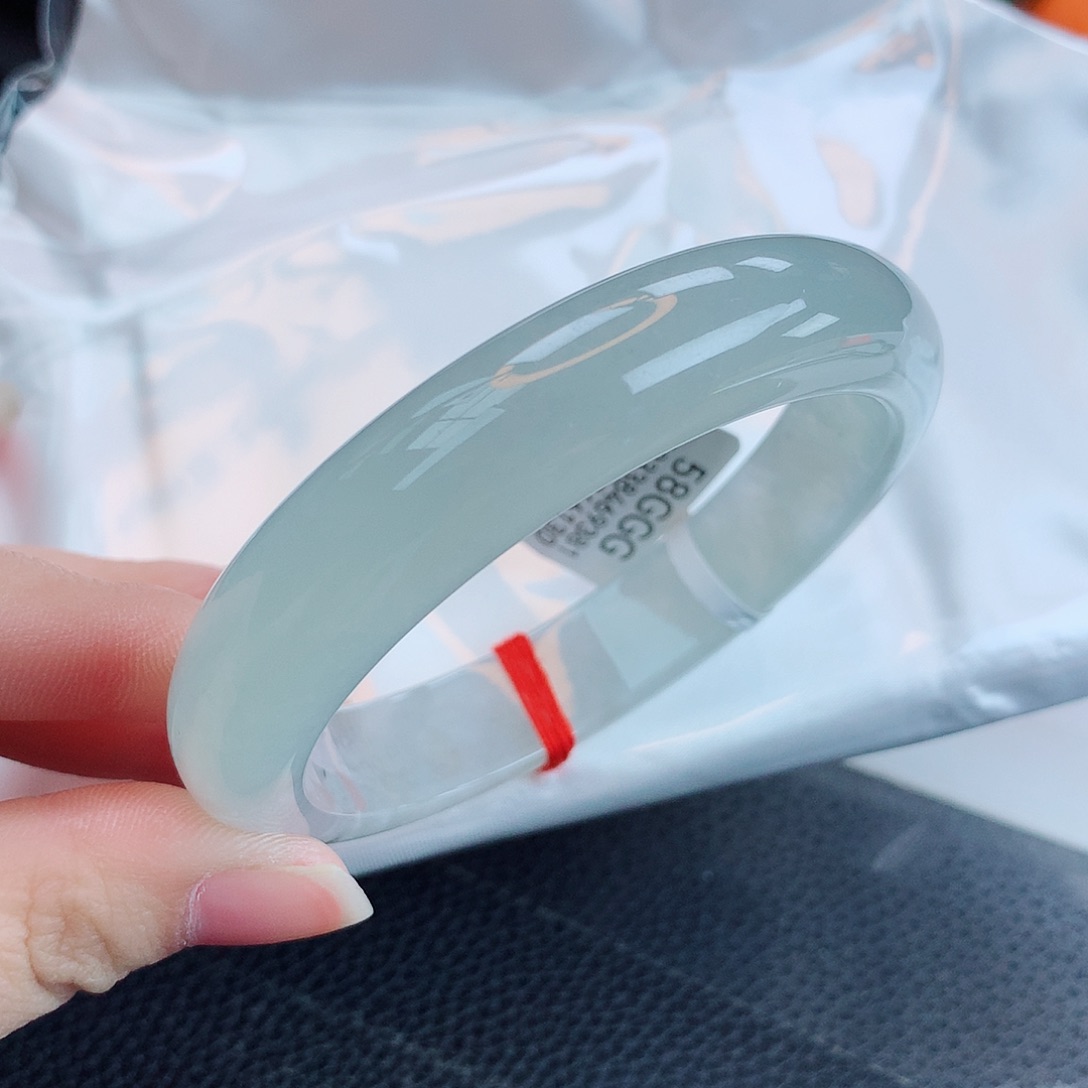 翡翠手镯未镶嵌缅甸天然翡翠A货