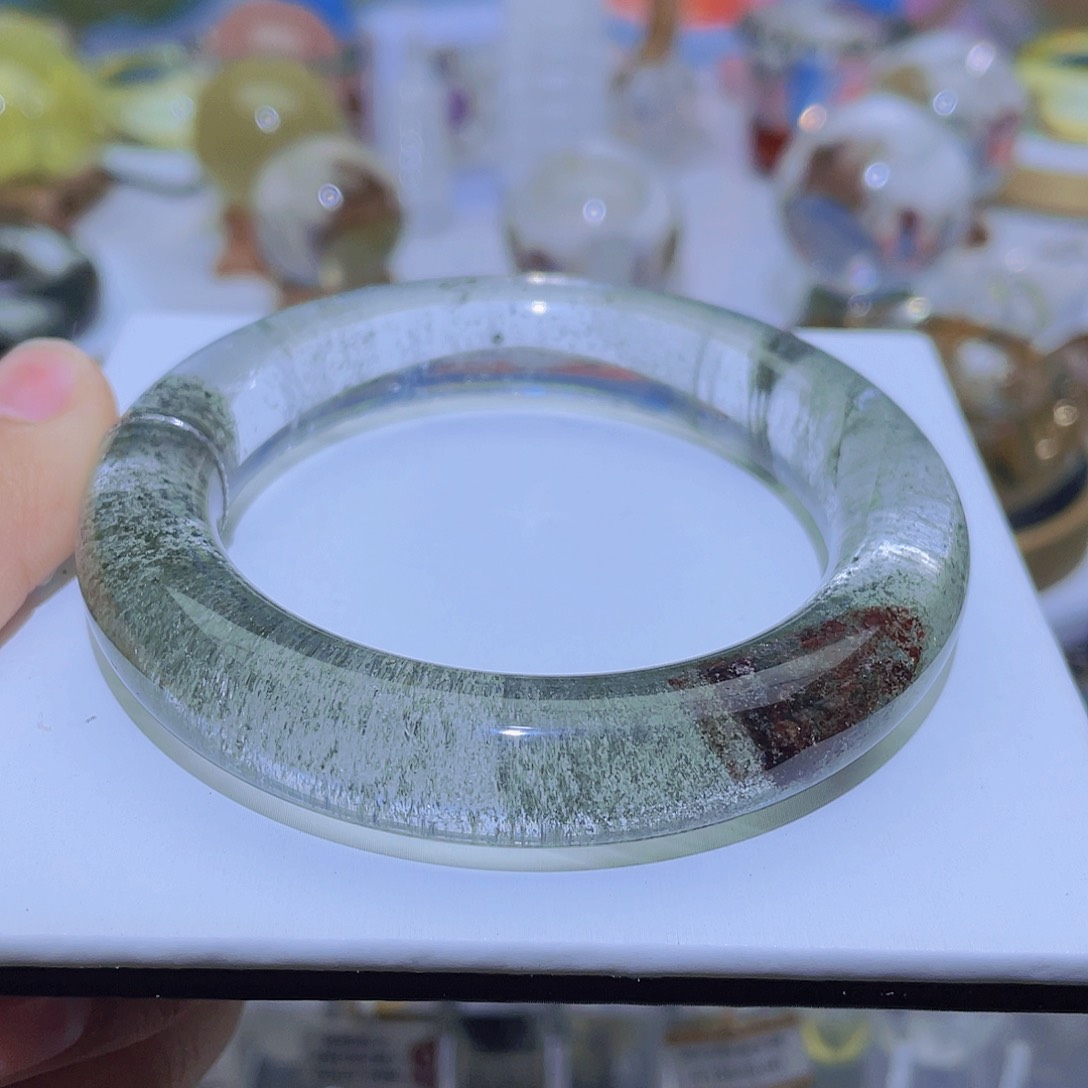 水晶手镯未镶嵌天然千层绿幽灵手镯