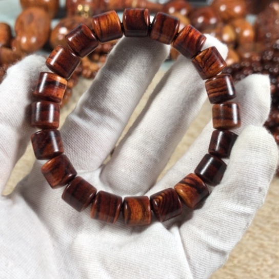 黄花梨/降香黄檀海南黄花梨1.0纹理桶珠