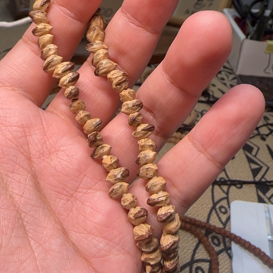 璐***l手串柏香籽/百香籽