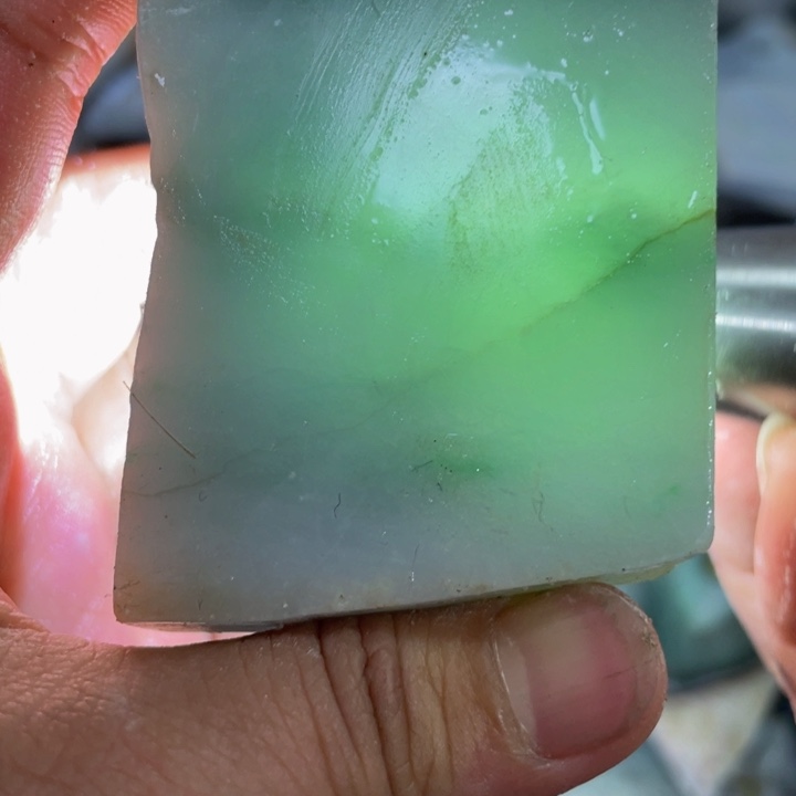 翡翠吊坠(不含链)未镶嵌天然翡翠边角料