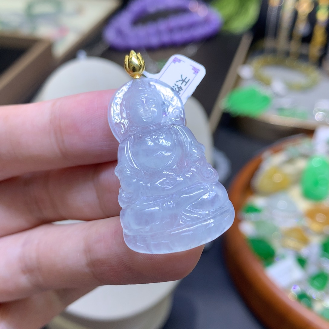 颈饰18K金镶嵌翡翠