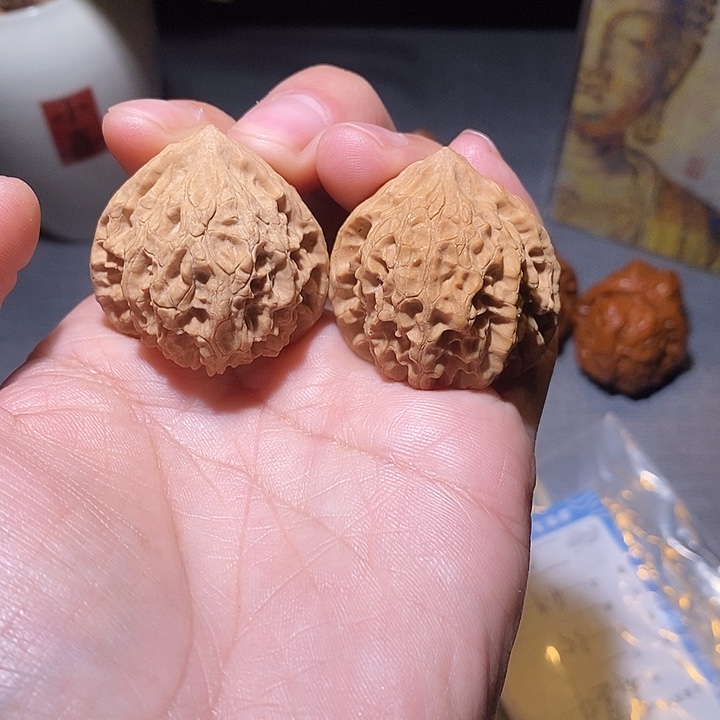 把件文玩核桃全品无修35尺赛金牛