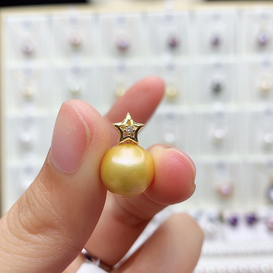 淡水珍珠合金颈饰