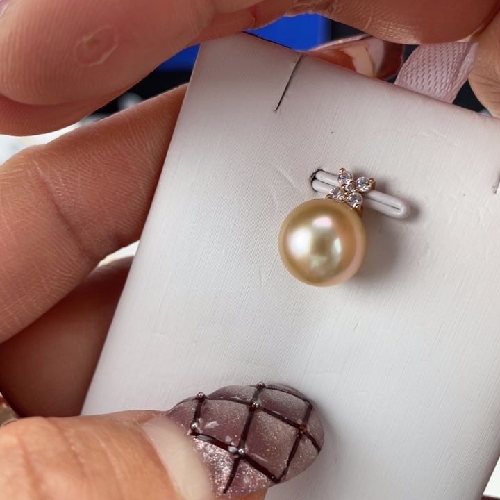 海水珍珠颈饰18K金镶嵌