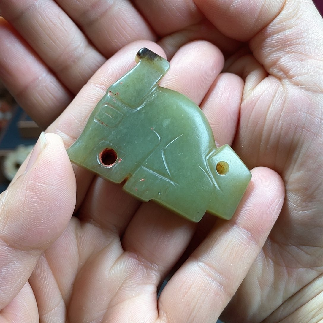 和田玉（糖玉）挂件未镶嵌凡*