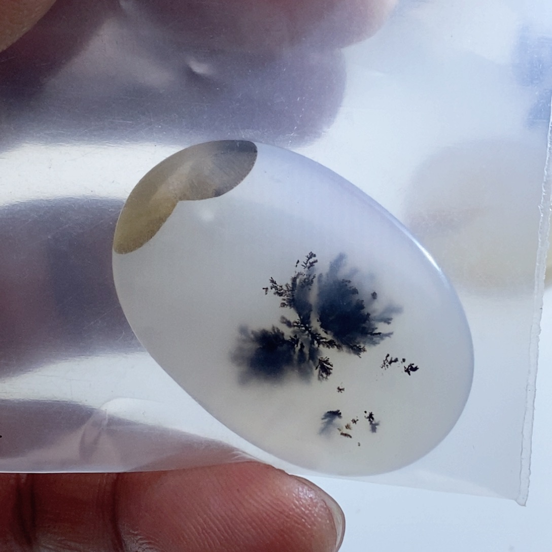 玛瑙/玉髓颈饰未镶嵌不**帝