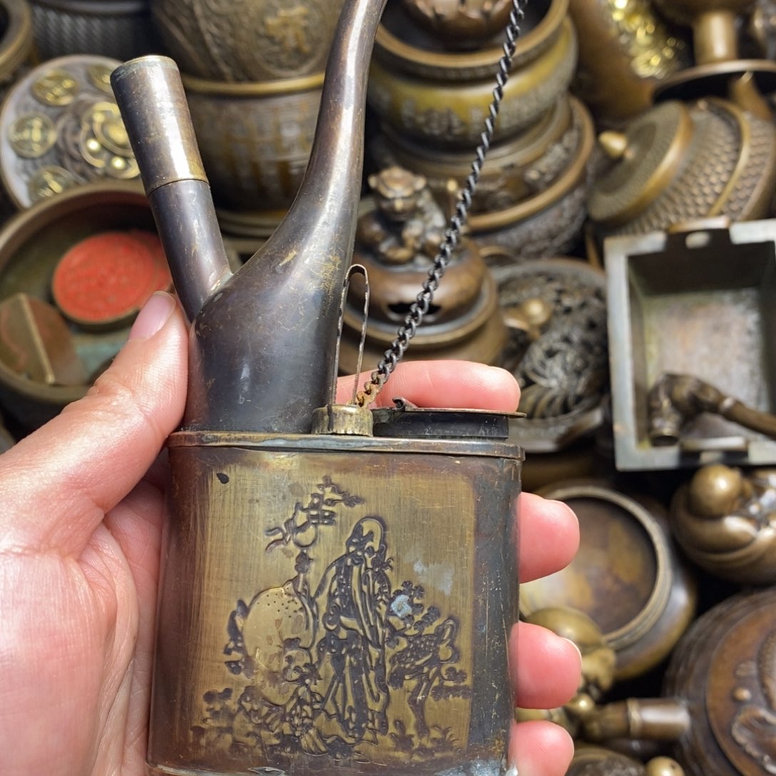 精美铜器做工精良