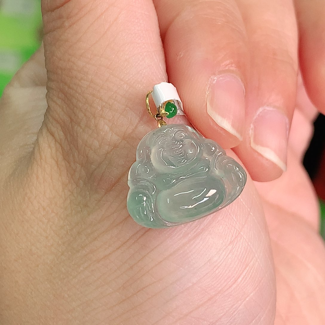 翡翠颈饰18K金镶嵌冰绿小佛14.8*18.7*4.6