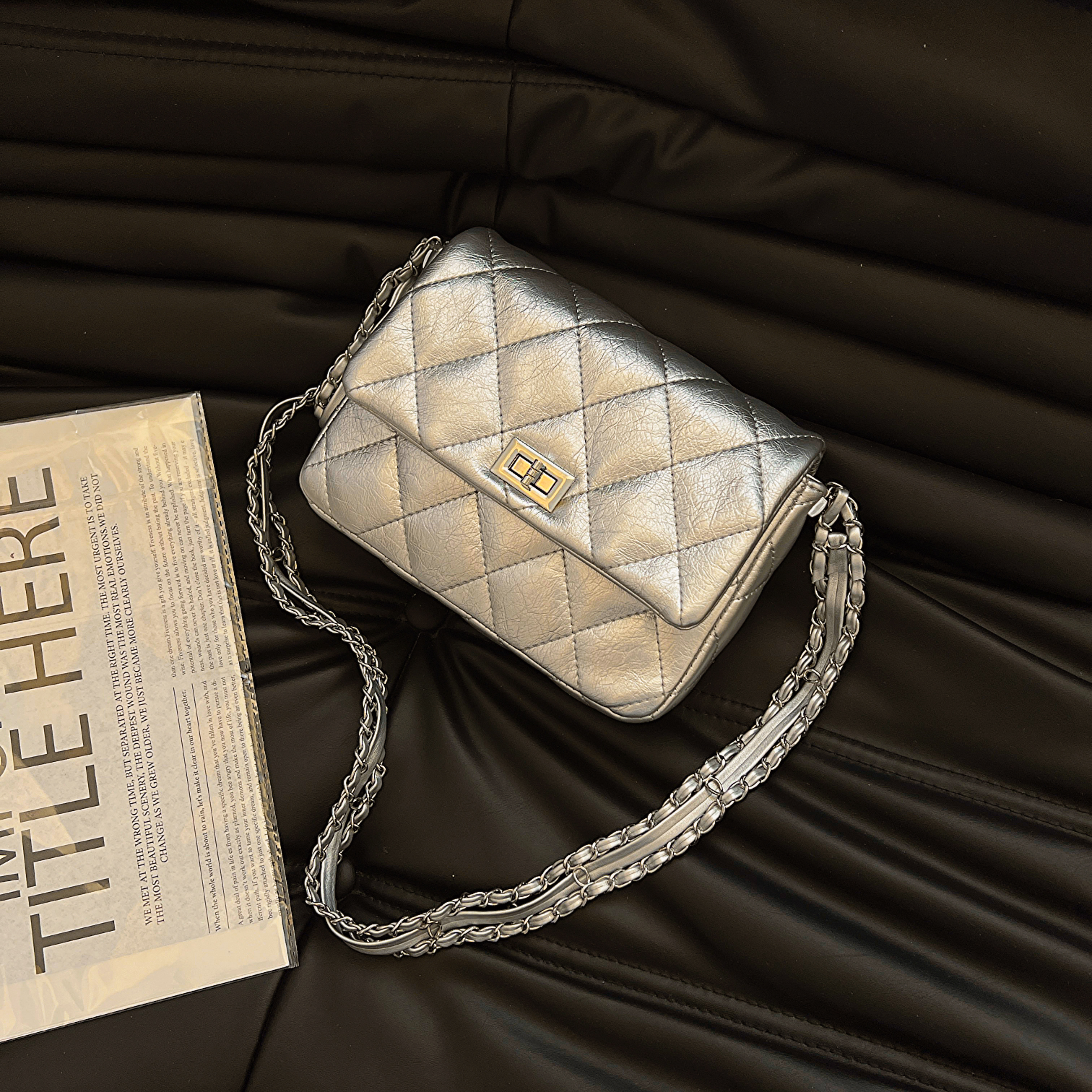 小香风银色菱格链条小方包包女式2025新款通勤高级感单肩斜挎包女