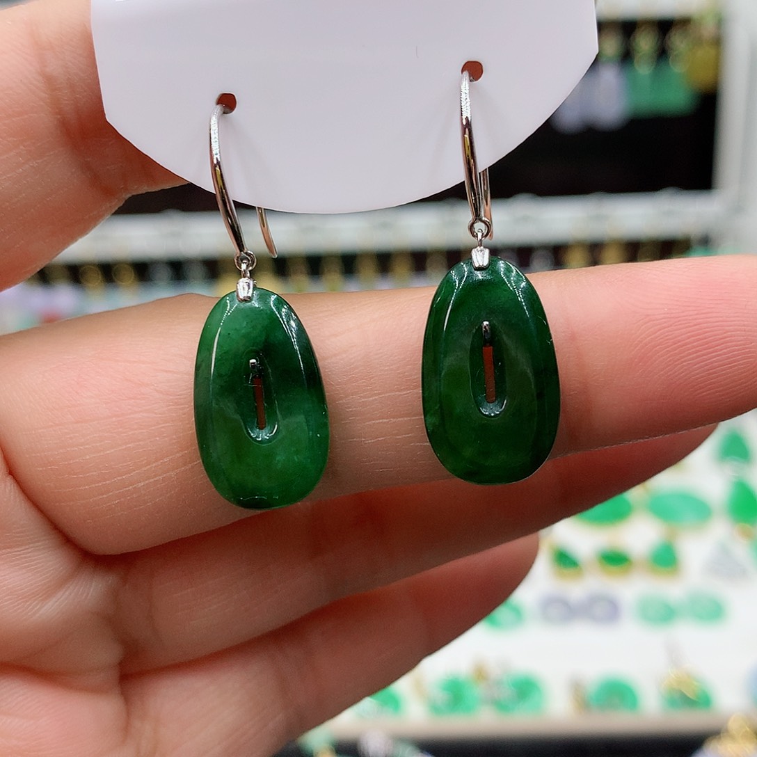 翡翠耳饰18K金镶嵌的