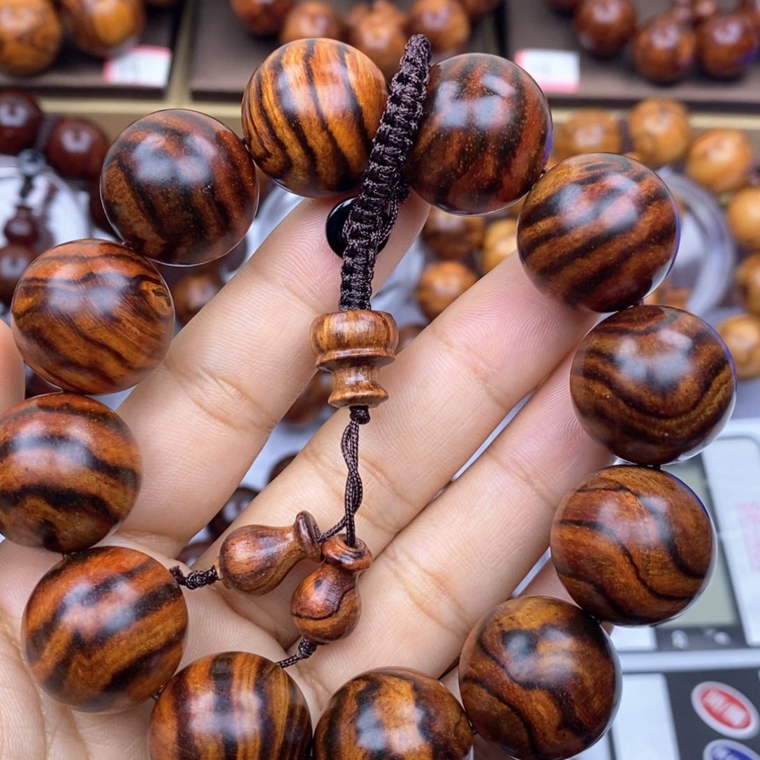 木小****?花梨—2.0–黄花梨