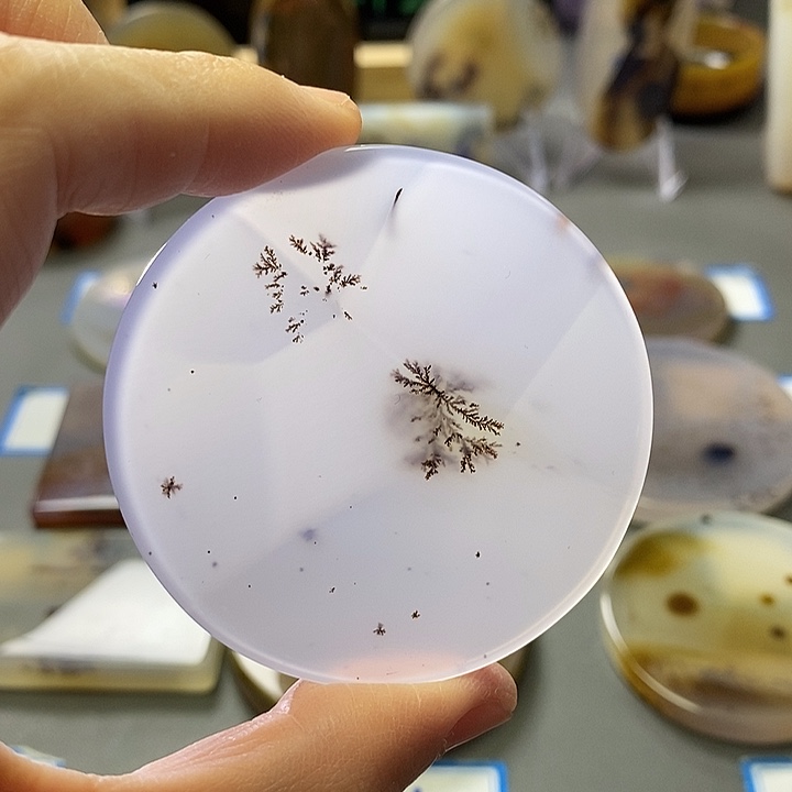 玛瑙/玉髓未镶嵌珠宝半成品9