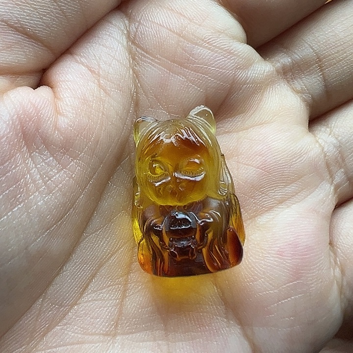 未镶嵌琥珀珠宝奇石