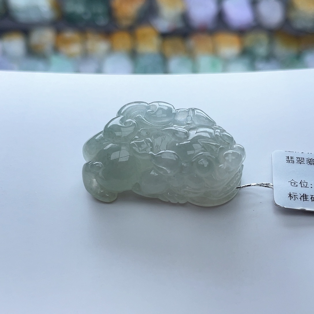 翡翠颈饰未镶嵌貔貅