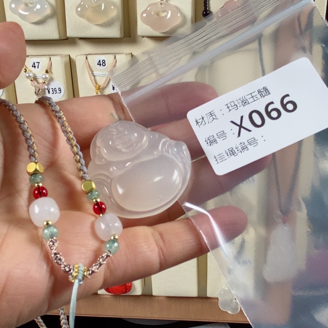 玛瑙/玉髓颈饰未镶嵌Y**n