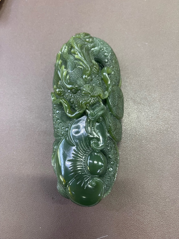 和田玉摆件大龙手工雕刻生意兴龙玉质干净过眼过灯