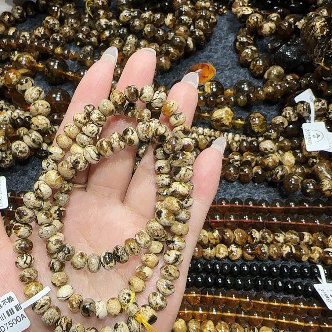 琥珀耳饰未镶嵌?****?抚顺琥珀