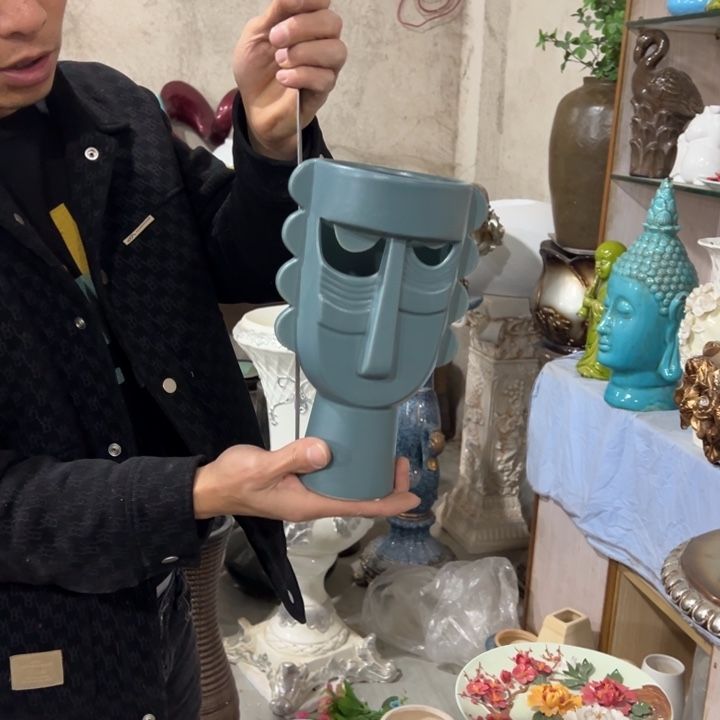 摆件高度25厘米口径11厘米