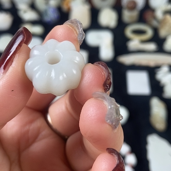 和田玉（糖玉）未镶嵌挂件