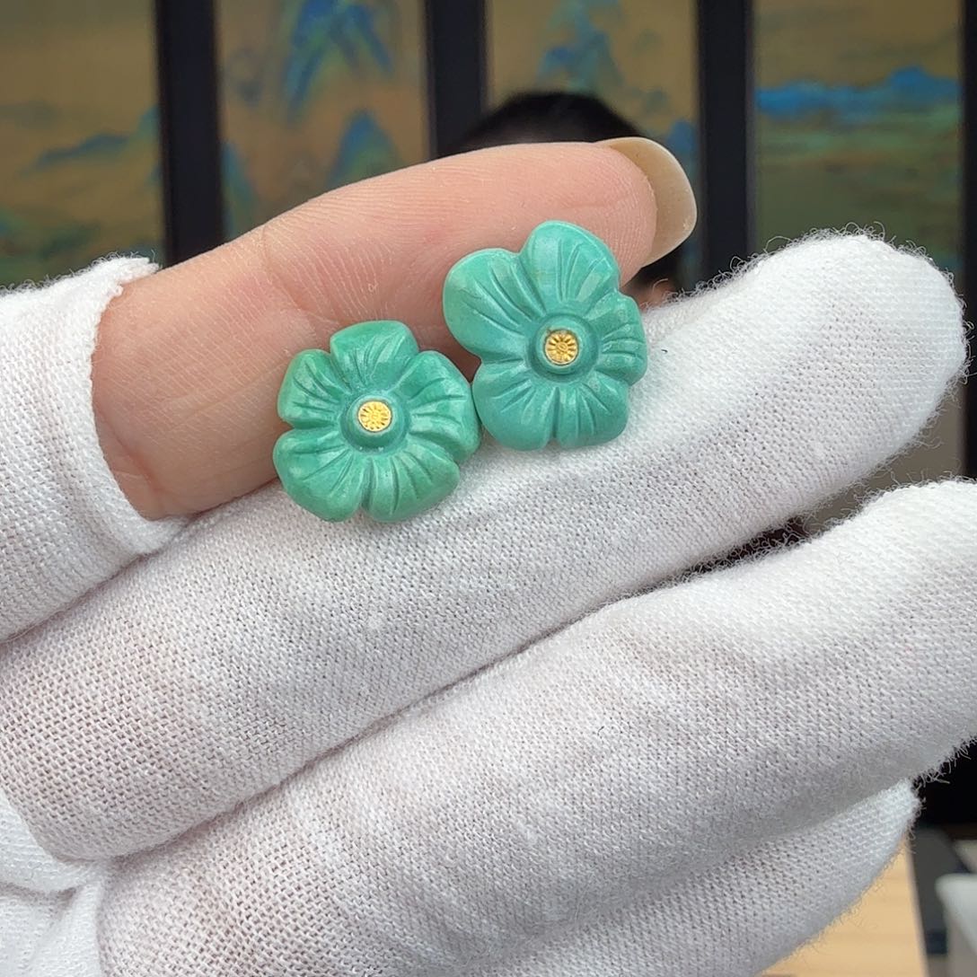 绿松石未镶嵌珠宝奇石