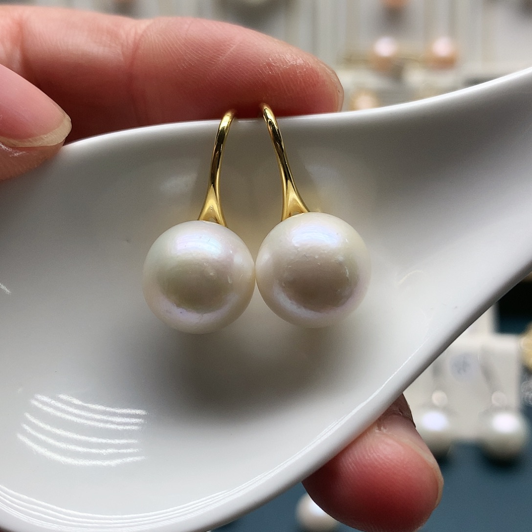 未镶嵌淡水珍珠耳饰