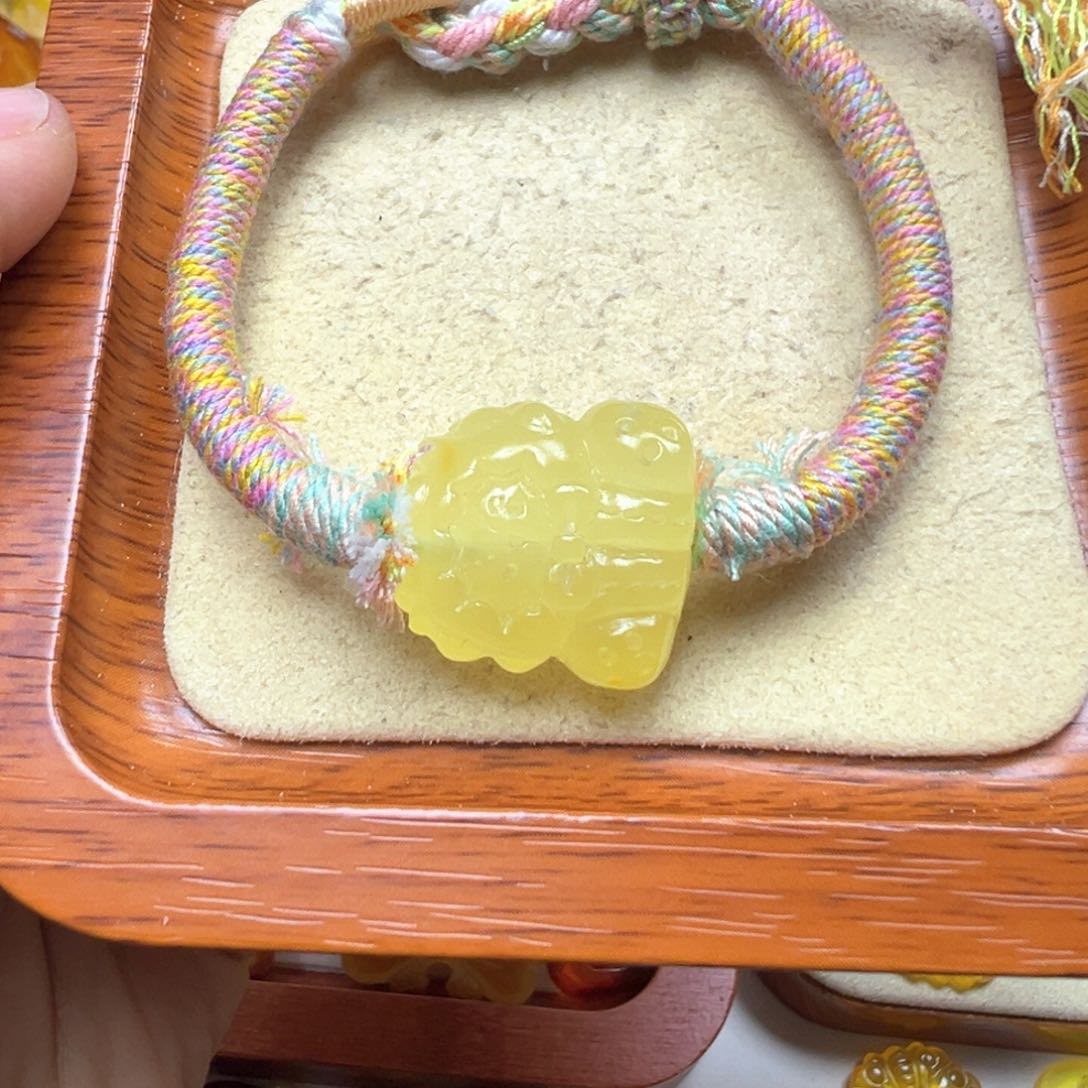 琥珀吊坠(不含链)未镶嵌