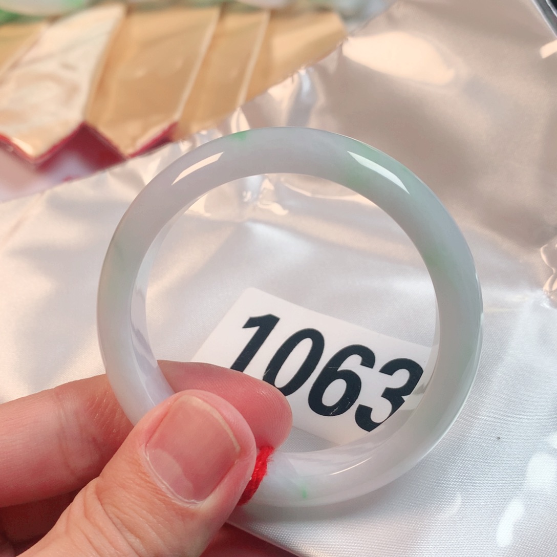 翡翠手镯未镶嵌翡翠手镯1063