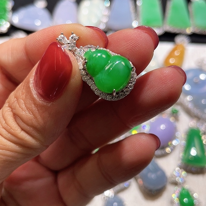 翡翠银S925镶嵌颈饰