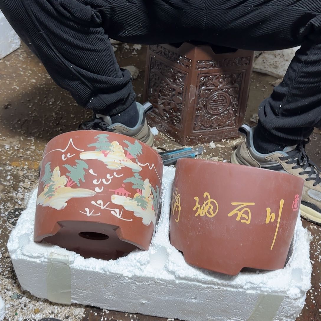 紫砂花盆瑕疵和瑕疵都