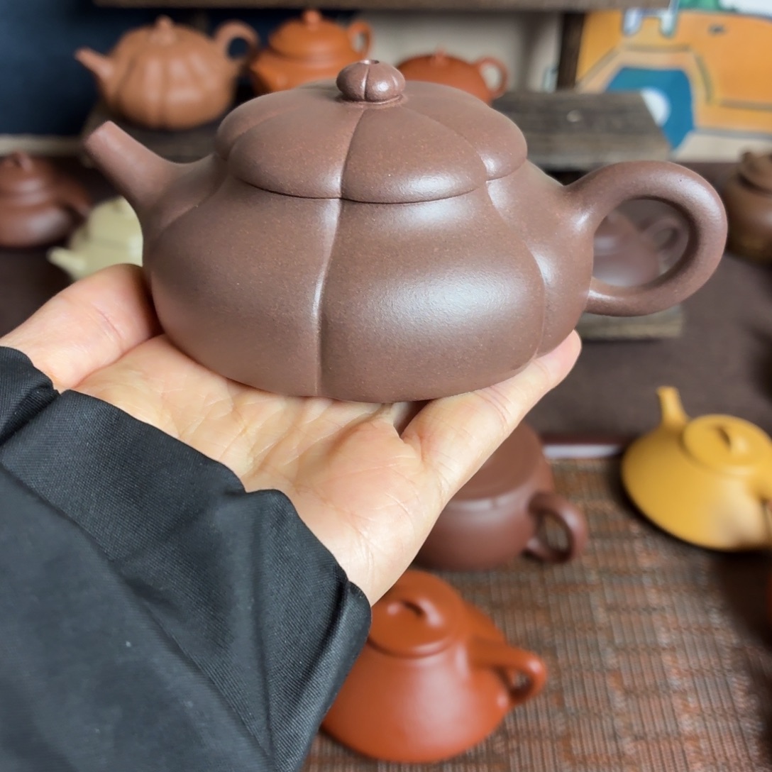 紫砂茶壶紫砂壶。 