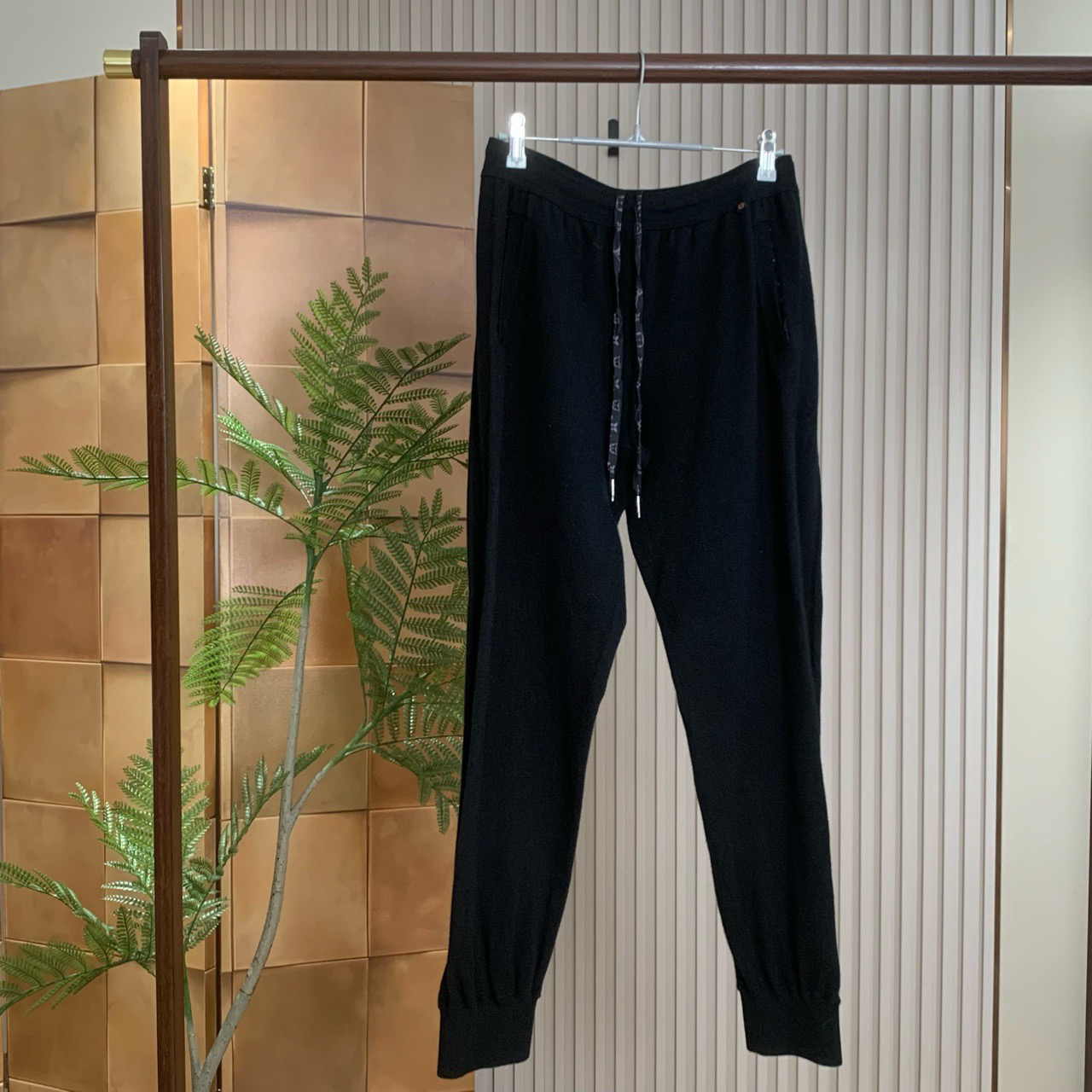 Louis Vuitton lv黑色老花飘带羊绒长裤/m码/98新/16227