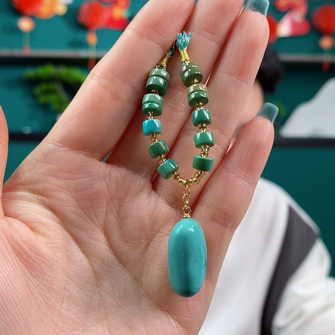 绿松石珠宝奇石18K金镶嵌