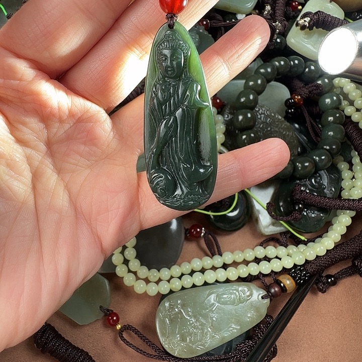 和田玉颈饰未镶嵌