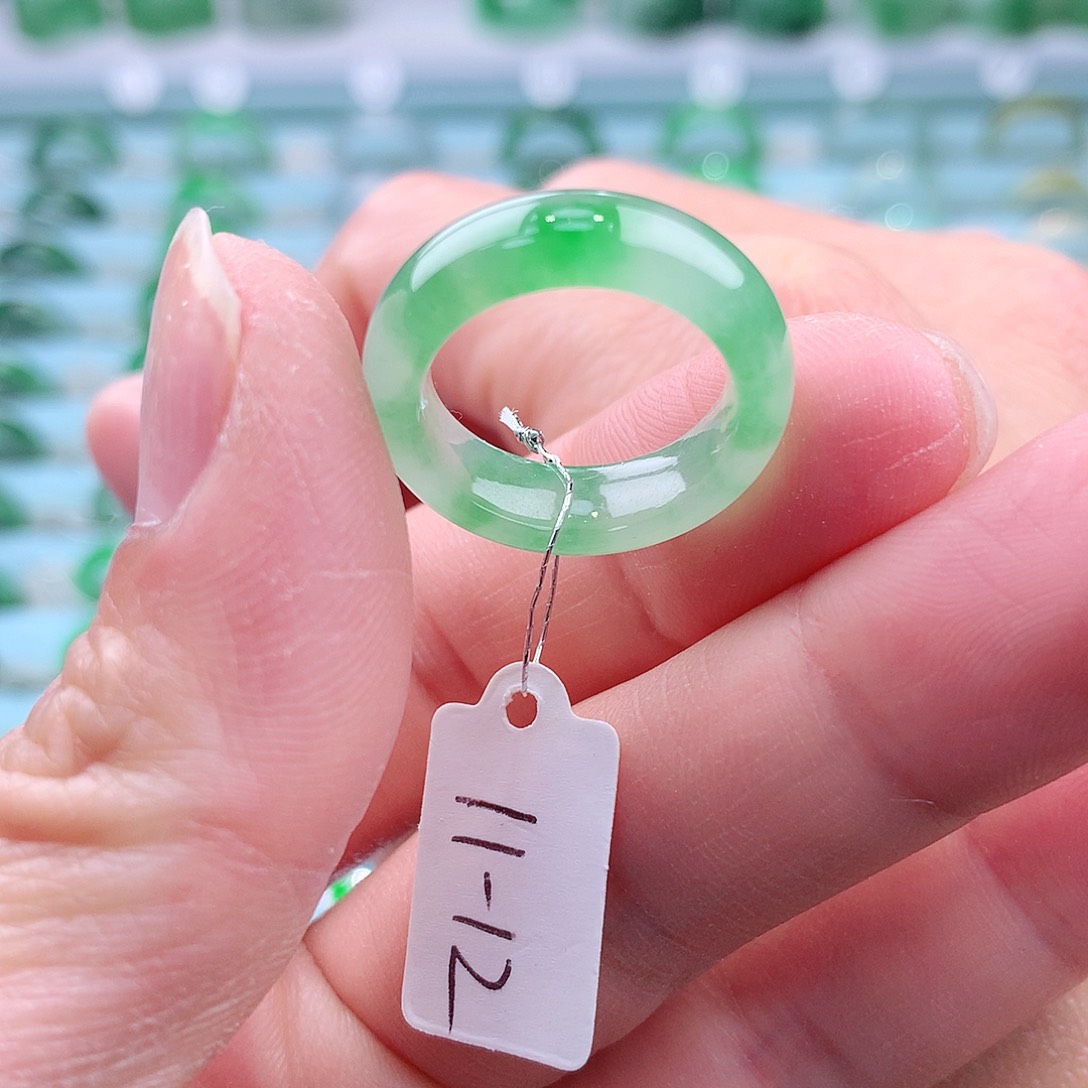 翡翠戒指未镶嵌A货缅甸翡翠