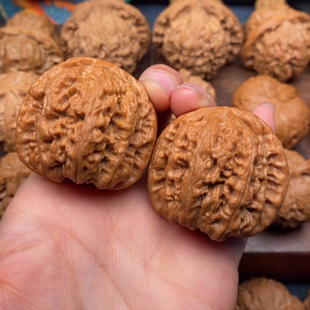 文玩核桃把件41.5精品大粗筋