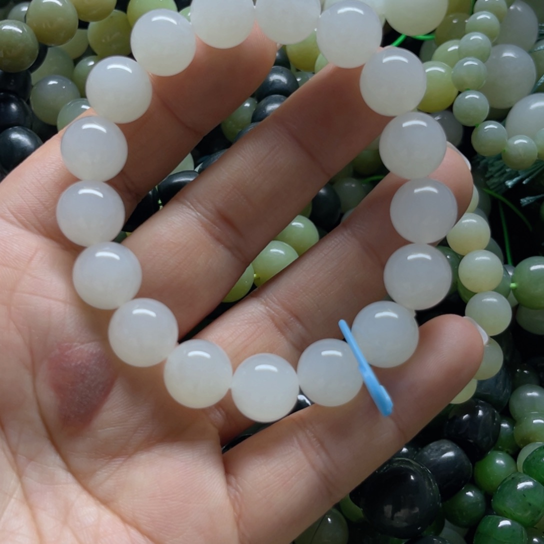 和田玉手链未镶嵌