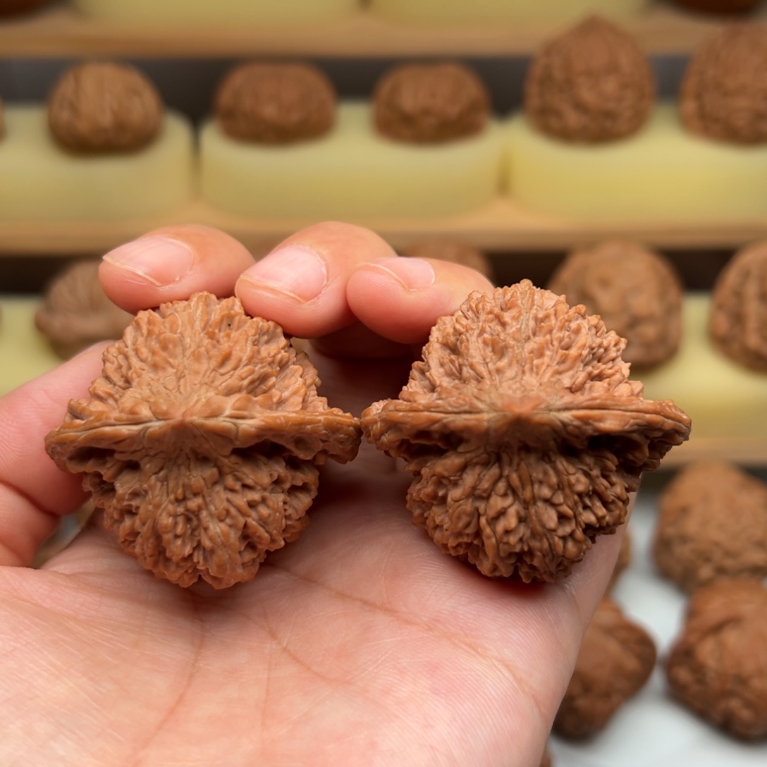 吊坠桃核满天星43尺