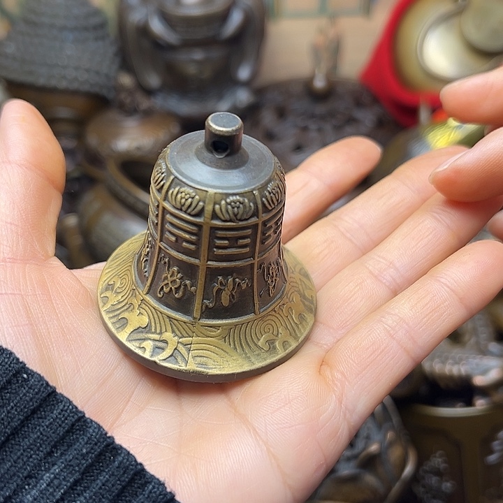 铜器摆件老王直播间