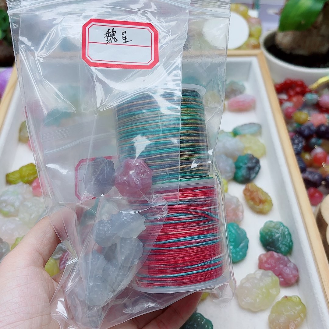 魏***星玛瑙/玉髓未镶嵌手链盐源55