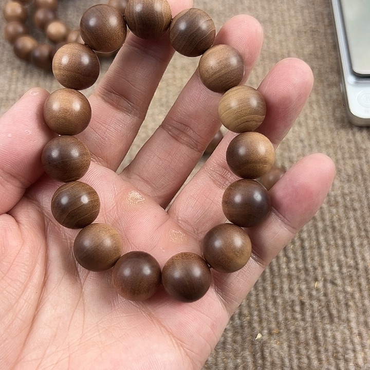 木檀香木1.5黑肉横纹28克。。。。。。