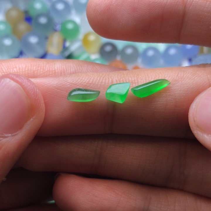 未镶嵌定制翡翠挂件