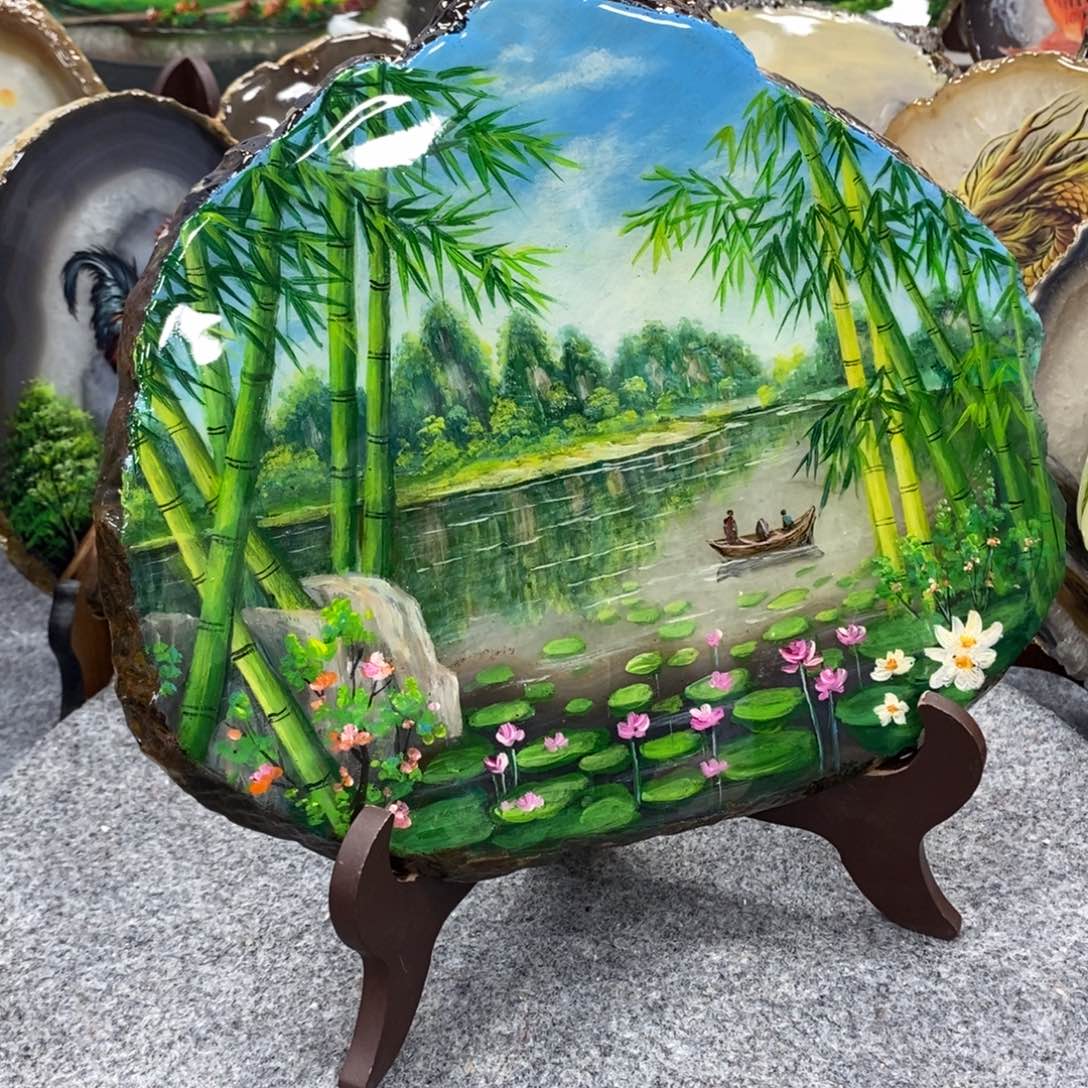 用**辉艺术摆件设计制作