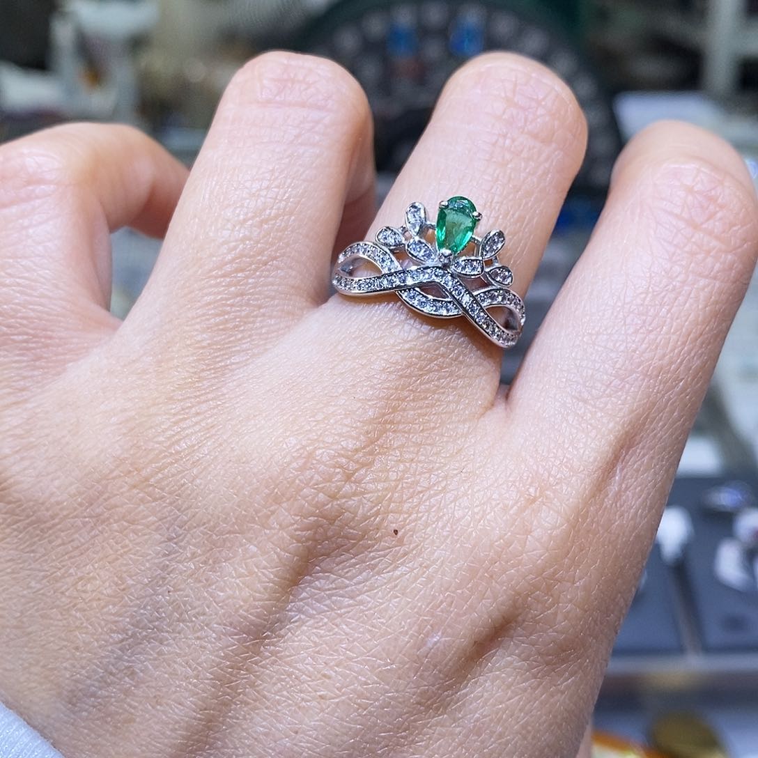 祖母绿戒指银S925镶嵌天然祖母绿