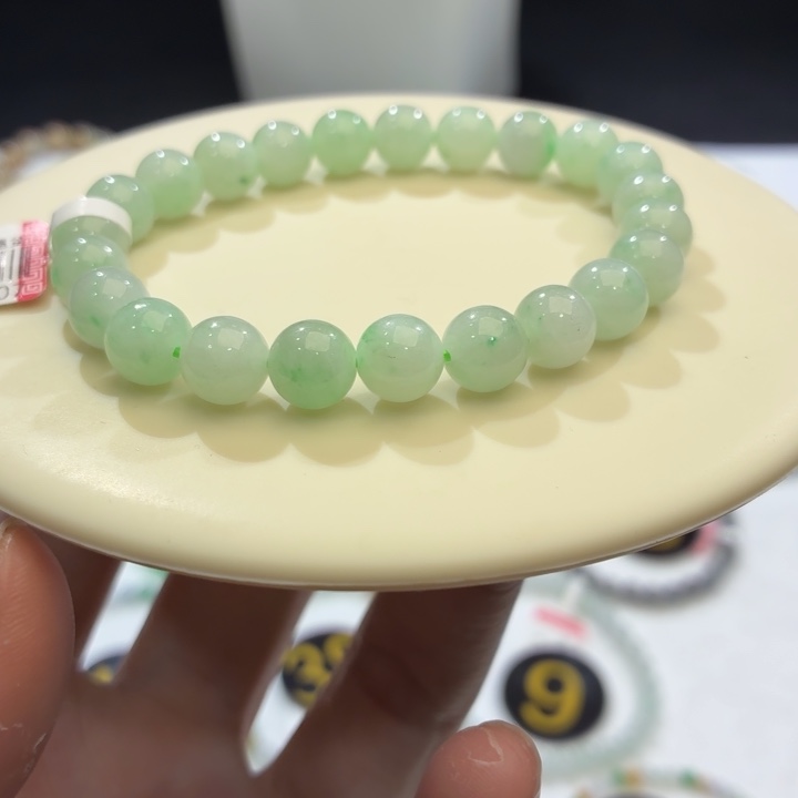 翡翠未镶嵌手链卡8.4