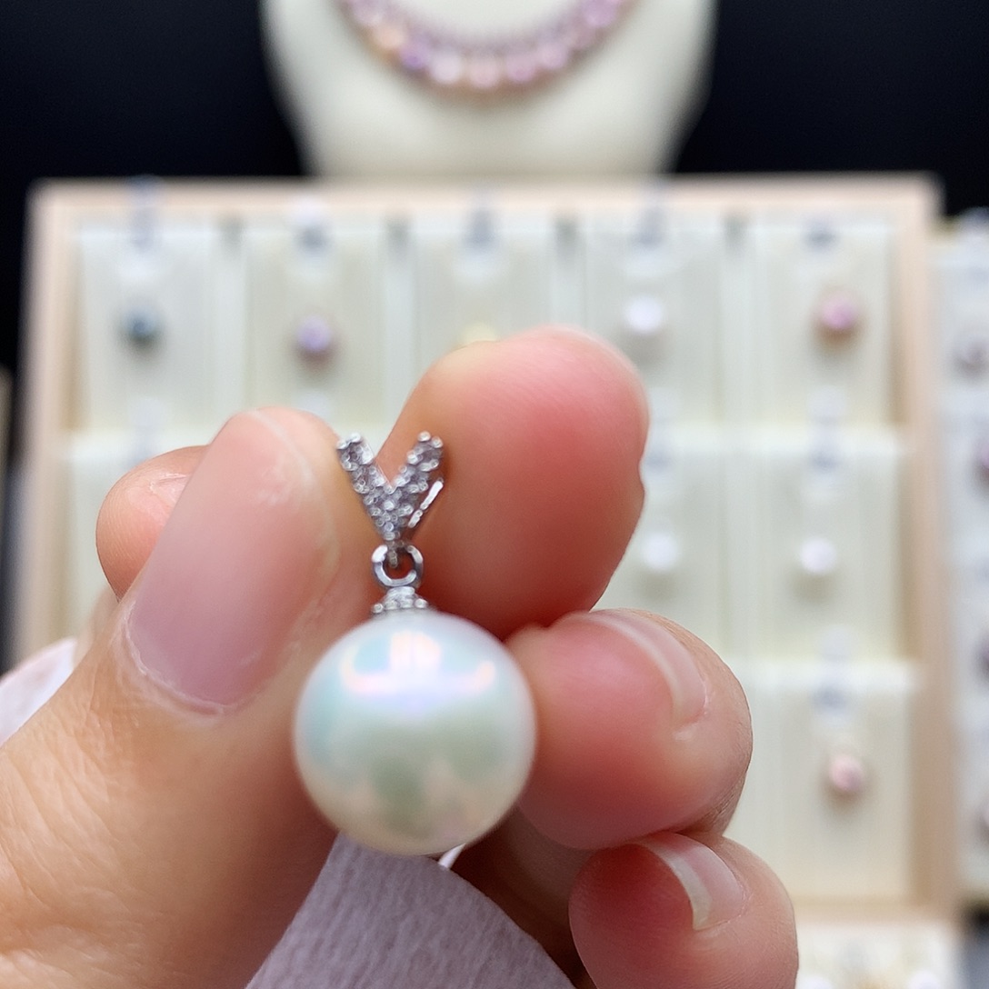 淡水珍珠合金颈饰