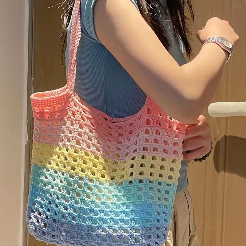 【2281人收藏】渐变线钩针彩虹配色华夫格子包手工毛线编织镂空包di