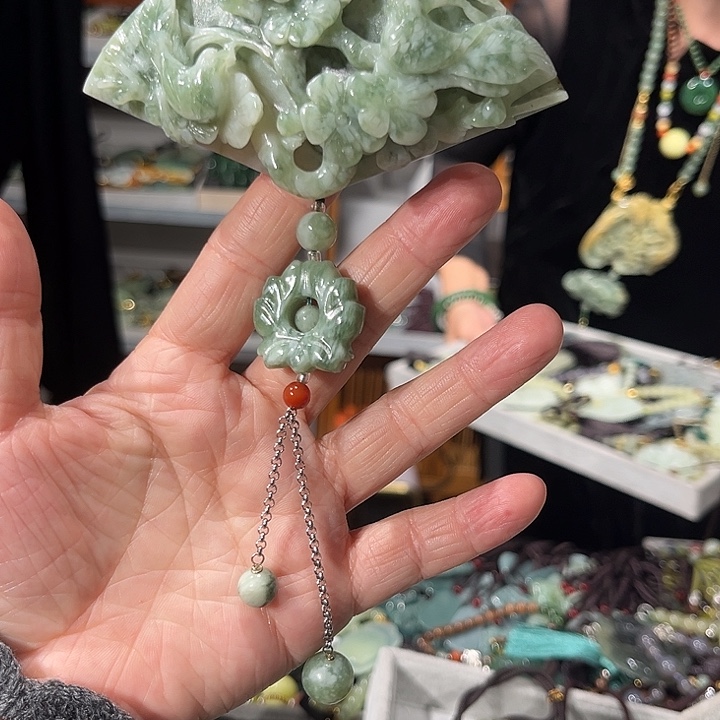 未镶嵌岫玉毛衣链