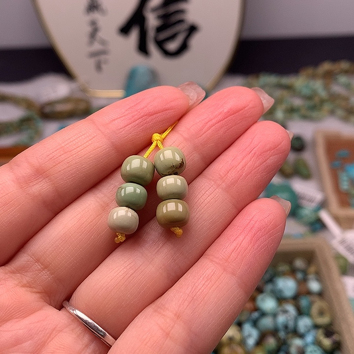 绿松石未镶嵌扣子