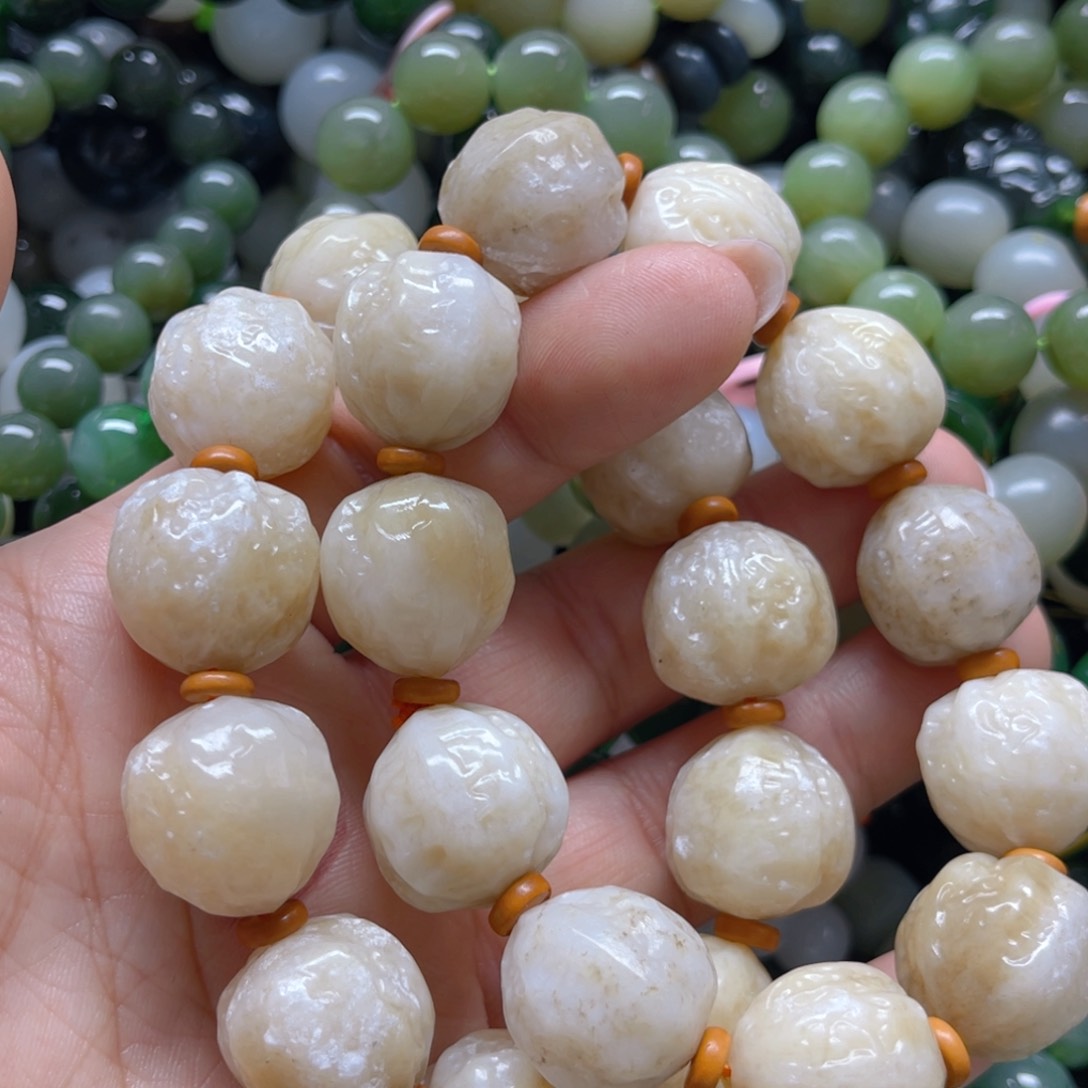 未镶嵌和田玉手链